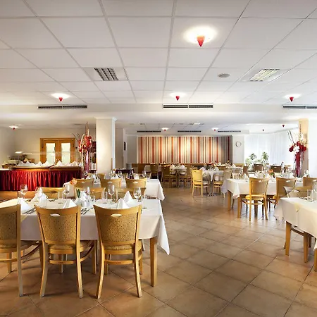 Hotel Akademie Hotel 4*
