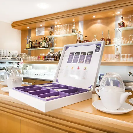 Akademie Hotel Chocerady
