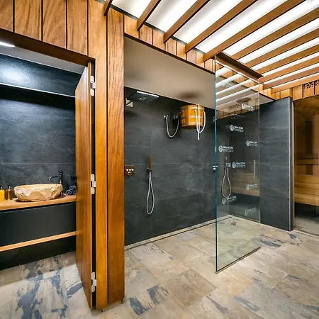 Hotel Akademie 4*